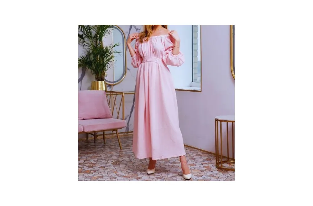 Zdjęcie Jakie kolczyki do długiej sukienki? Oto błędy, których unikaj!