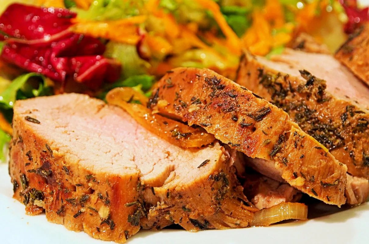 Zdjęcie Jak zrobić polędwicę wieprzową na obiad, aby zaskoczyć gości