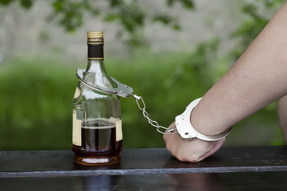 Zdjęcie Filmy o alkoholikach, które zszokują i zmuszą do refleksji