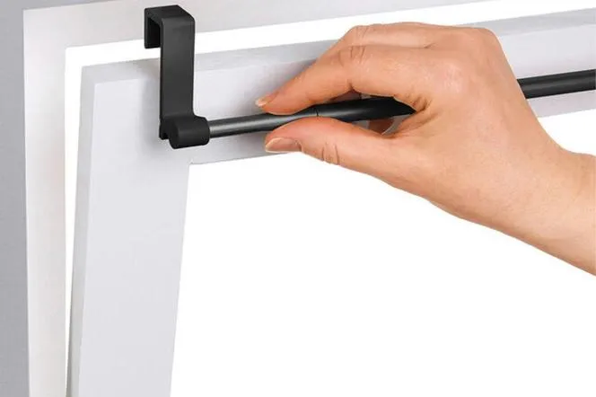 Zdjęcie Jak zamontować karnisz bez wiercenia: proste sposoby na uniknięcie szkód