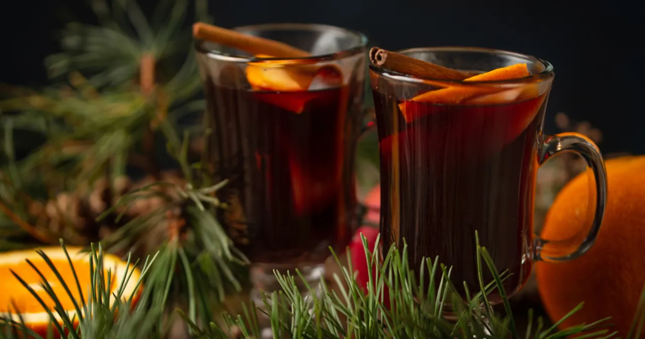 Zdjęcie Czy grzane wino ma alkohol? Sprawdź, co musisz wiedzieć