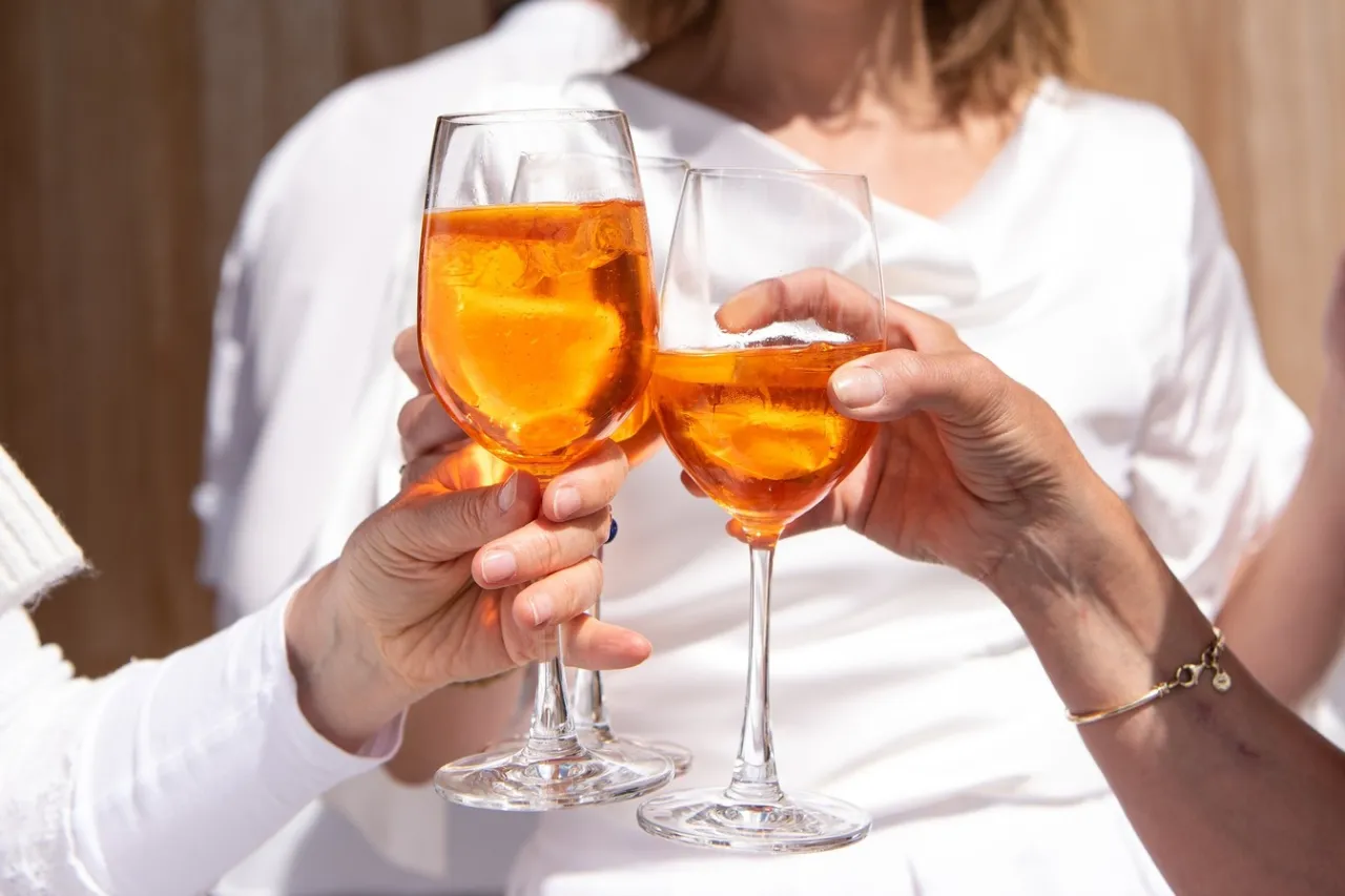 Zdjęcie Czy ocet zabija alkohol? Prawda o jego wpływie na organizm