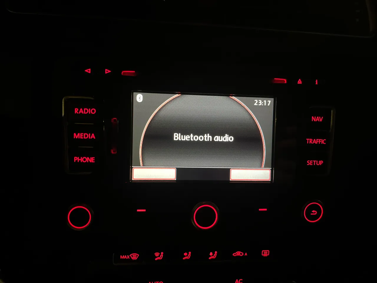 Zdjęcie Jak włączyć bluetooth w RNS 510 - proste kroki i najczęstsze problemy