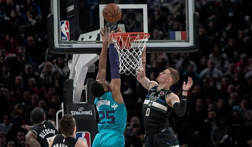 Zdjęcie Gdzie można oglądać powtórki meczów NBA? Opcje, ceny i wymagania subskrypcyjne