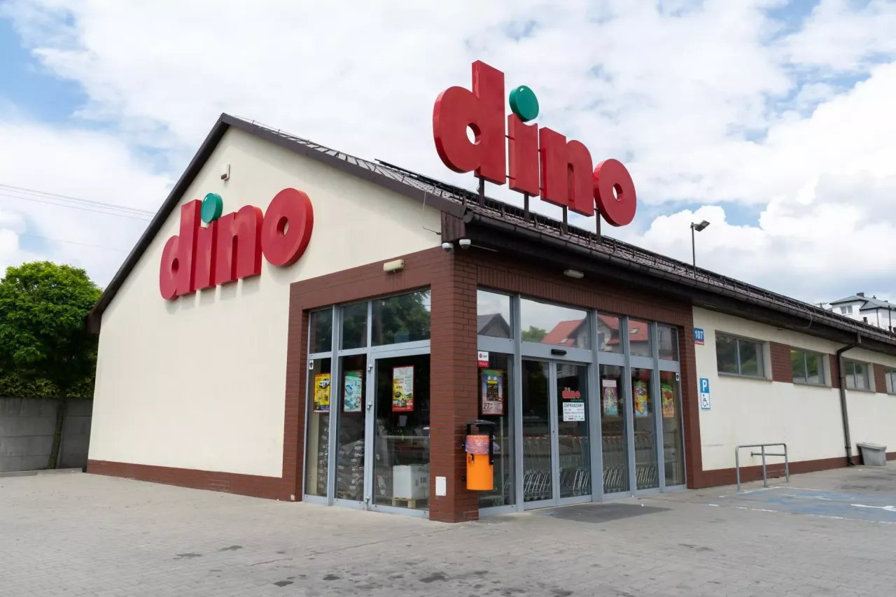 Zdjęcie Gdzie zrobisz najlepsze zakupy w Dino we Władysławowie? Mapa!