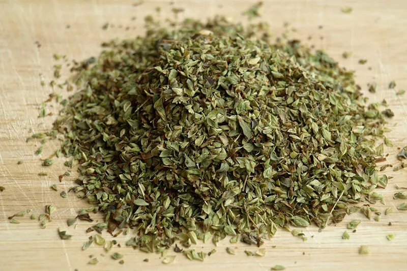 Zdjęcie Świeże oregano do czego pasuje – odkryj jego niezwykłe zastosowania w kuchni