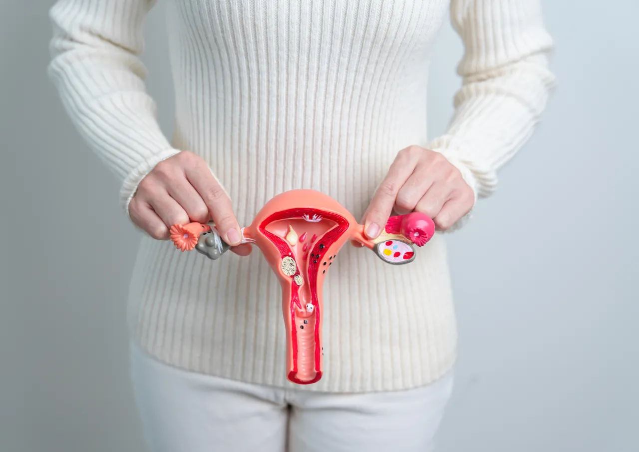 Zdjęcie Alkohol po histeroskopii: Kiedy można pić?