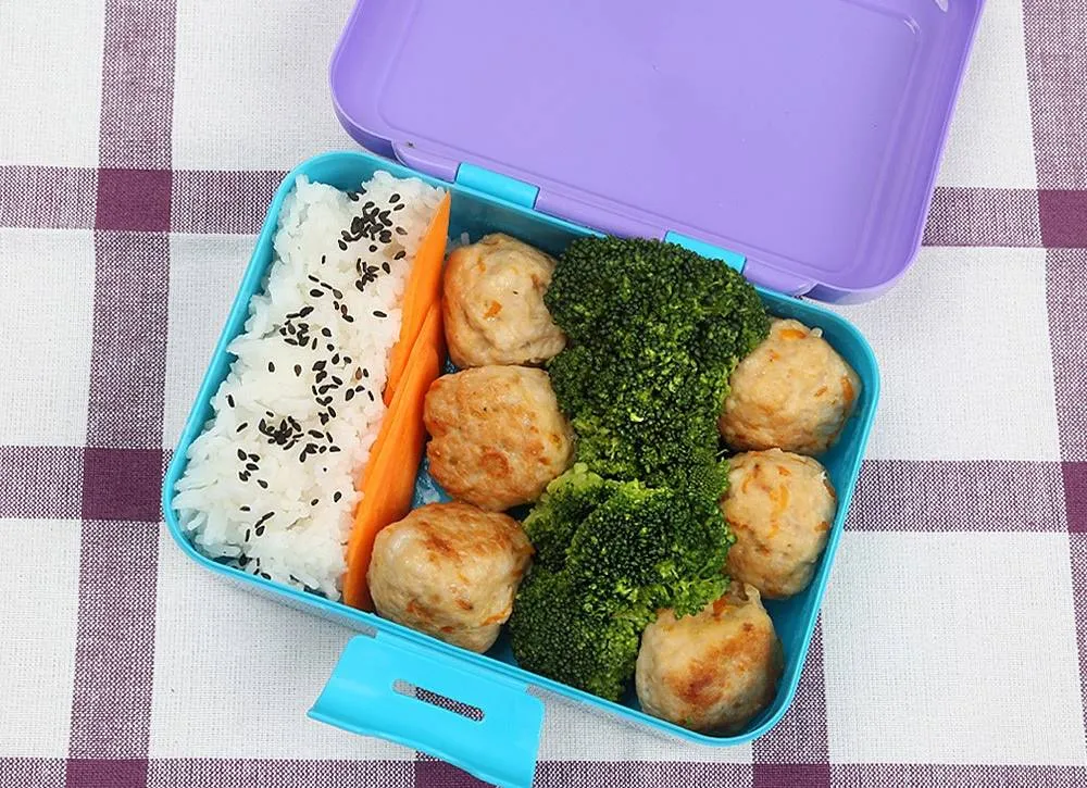Zdjęcie Domowe przepisy na bento - jak przygotować tradycyjne japońskie pudełko