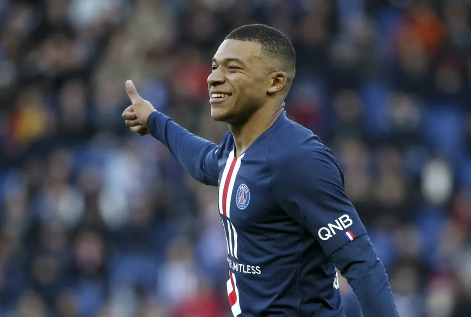 Zdjęcie Kylian Mbappé wiek: Jak młody piłkarz zrewolucjonizował futbol?