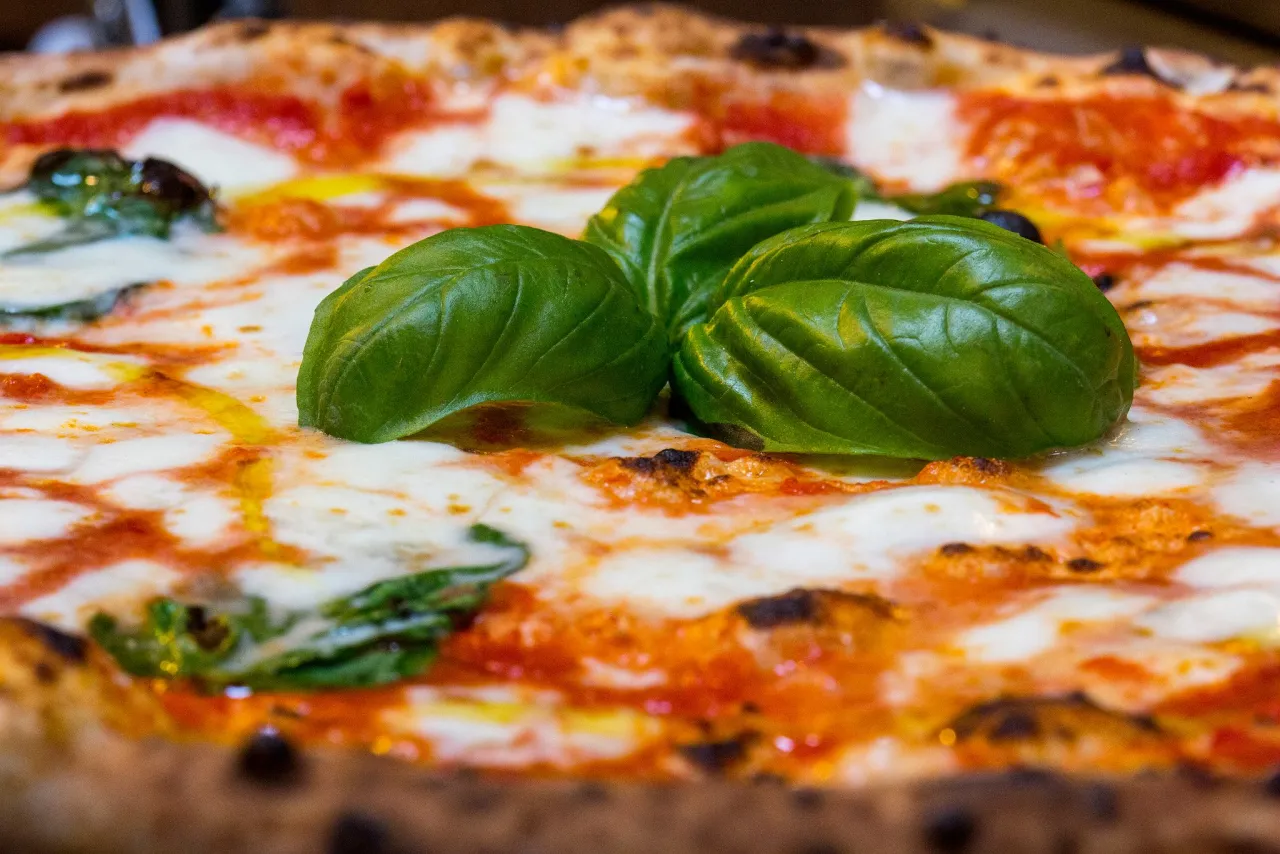 Zdjęcie Jak zrobić pizzę neapolitańską - tajniki autentycznego przepisu