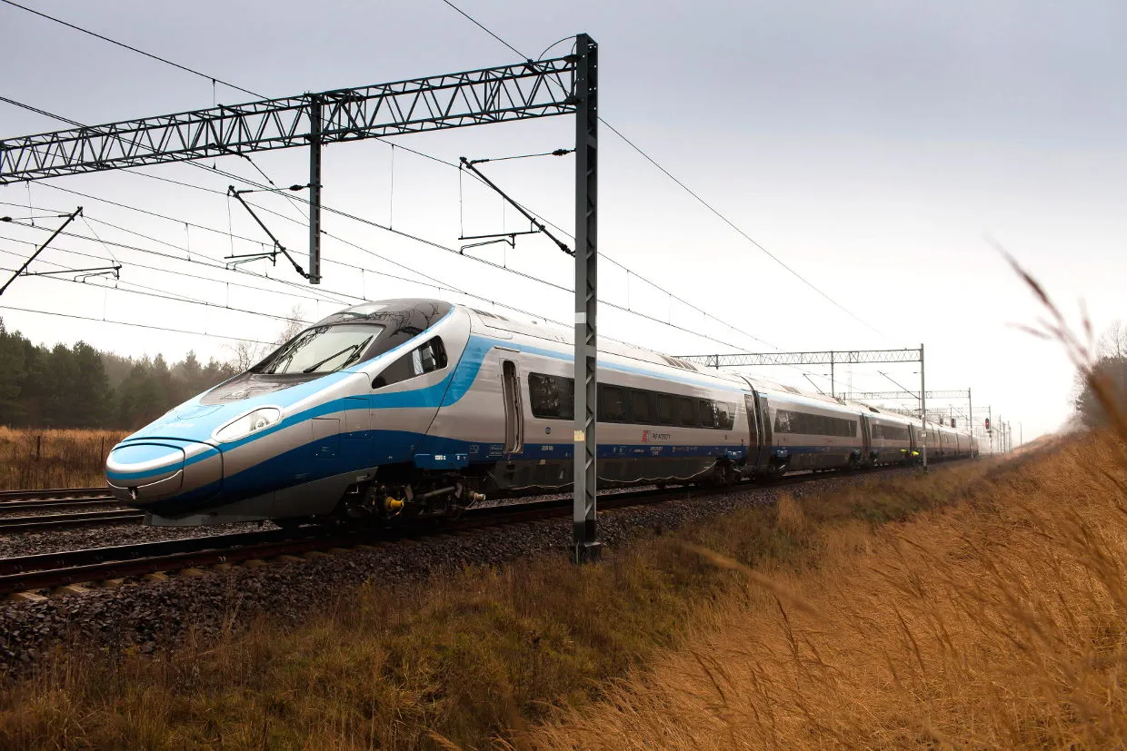 Zdjęcie Ile jedzie pendolino z Krakowa do Kołobrzegu? Sprawdź czas przejazdu