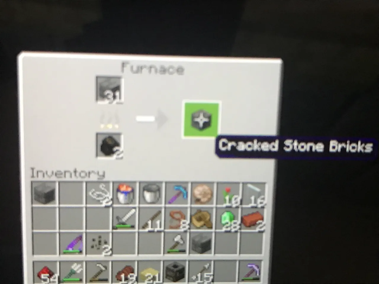 Zdjęcie Jak zrobić popękane kamienne cegły w Minecraft - proste kroki i porady