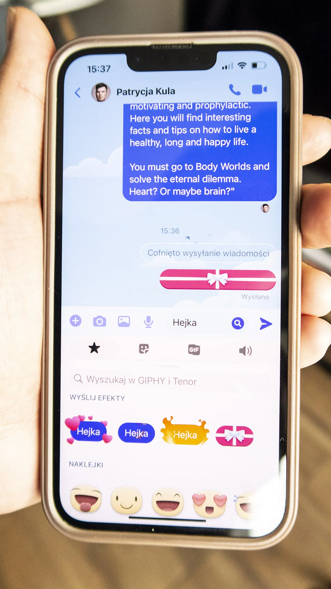 Zdjęcie Jak zrobić prezent na Messenger i zaskoczyć swoich znajomych