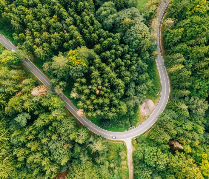 Zdjęcie Najlepsze trasy motocyklowe w Mazurach – odkryj ukryte skarby regionu