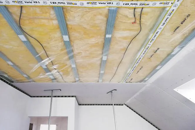Zdjęcie Doskonałe materiały do wykończenia skosów na poddaszu - kompletny poradnik