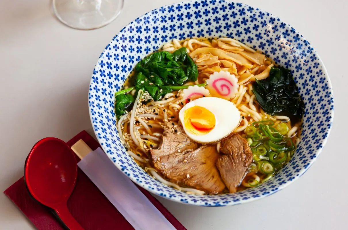 Zdjęcie Czy ramen jest zdrowy? Odkryj, co wpływa na jego wartość odżywczą