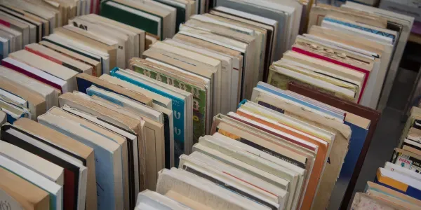 Zdjęcie Co zrobić ze starymi podręcznikami? Odkryj najlepsze sposoby na ich wykorzystanie