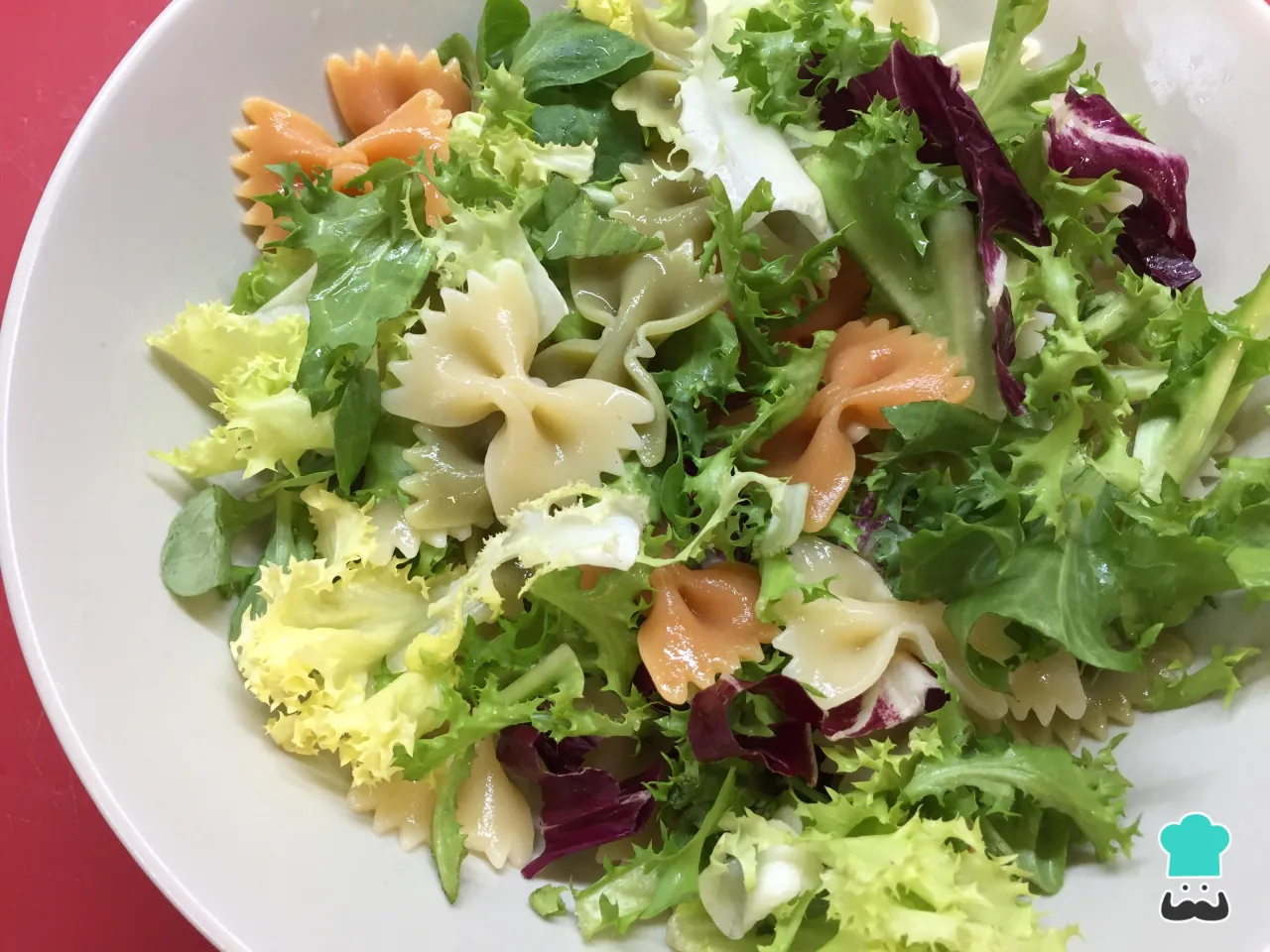 Zdjęcie Deliciosa ensalada de pasta con lechuga: recetas y consejos fáciles