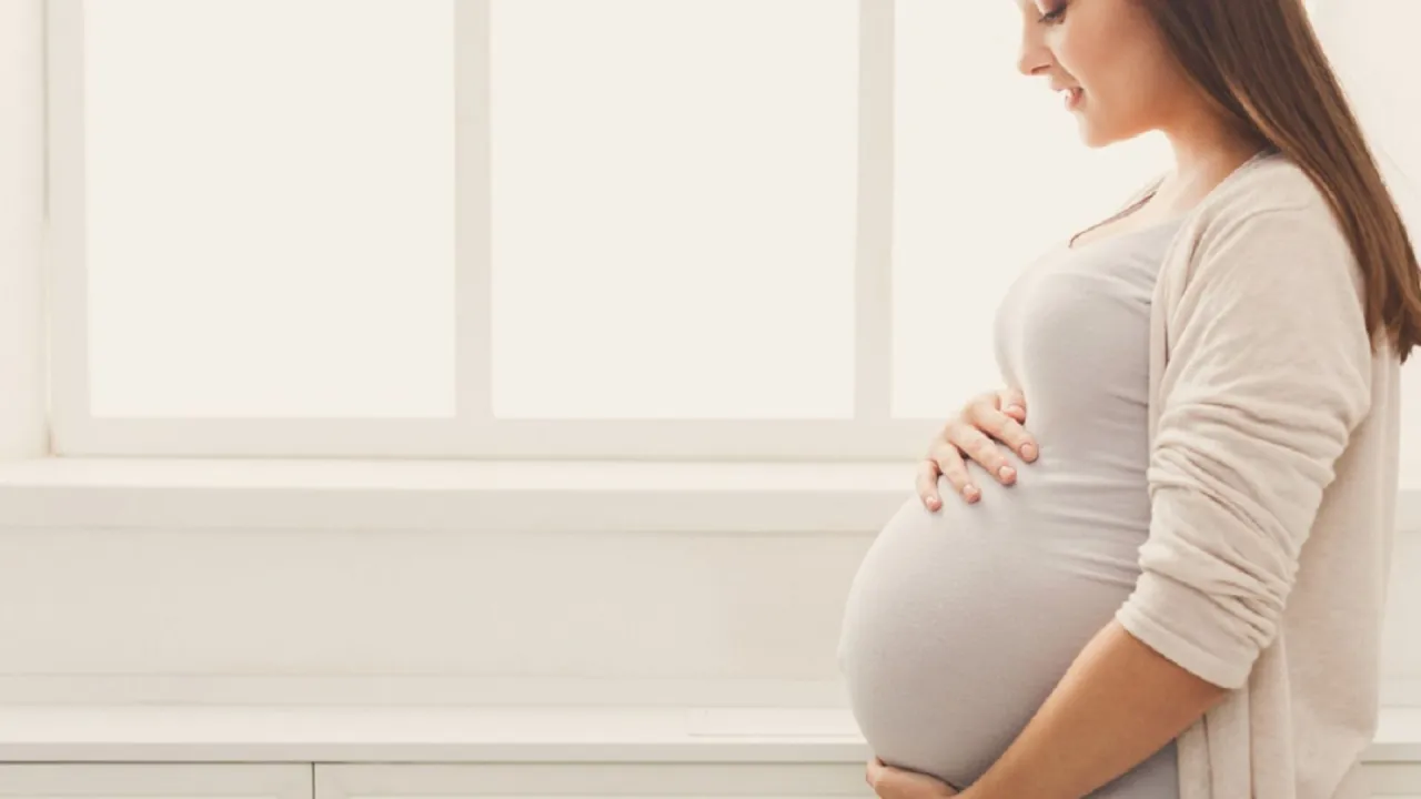 Zdjęcie Objawy porodu: kiedy jechać do szpitala? 5 kluczowych oznak