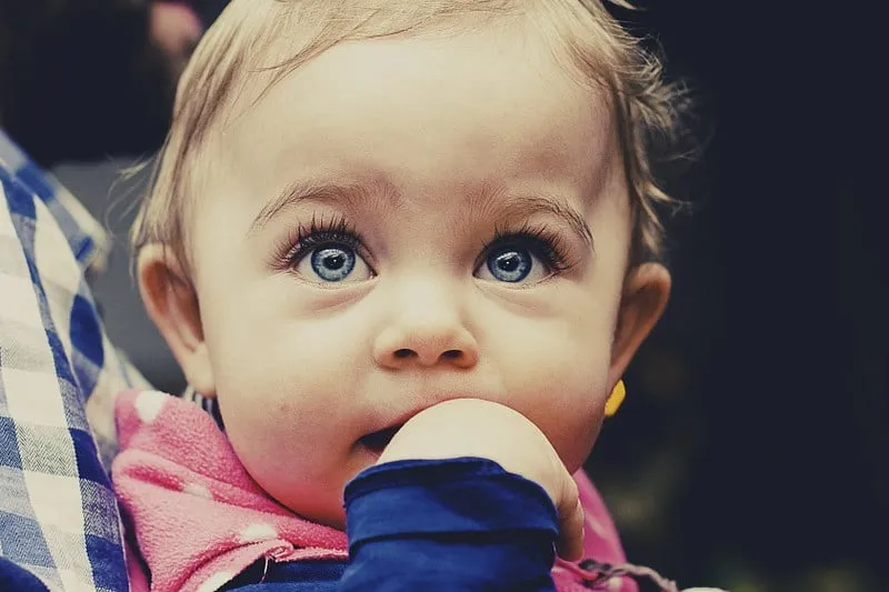 Zdjęcie Jak założyć KRS dla chorego dziecka i uniknąć problemów z funduszami