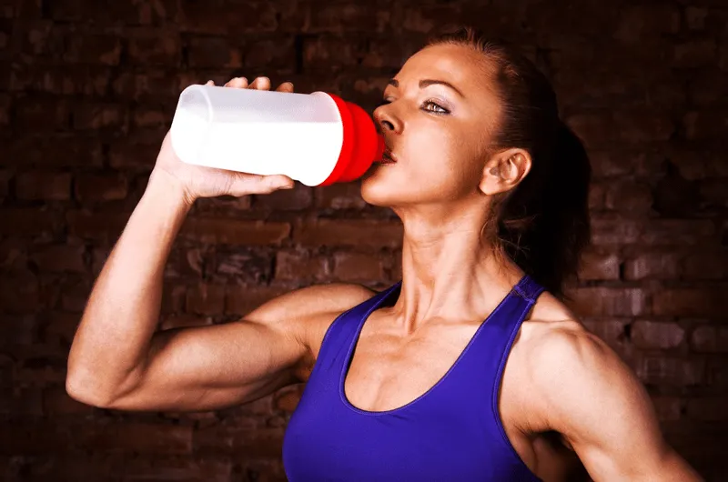 Zdjęcie Czy shake proteinowy jest zdrowy? Odkryj ukryte zagrożenia i korzyści