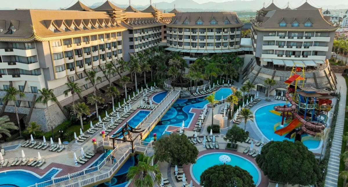 Zdjęcie Czy w Turcji można wychodzić z hotelu? Ważne informacje i zasady