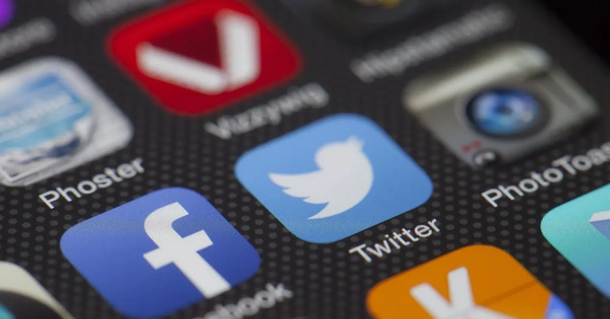 Zdjęcie Seriale w social media: Nowy wymiar interakcji z widzem?