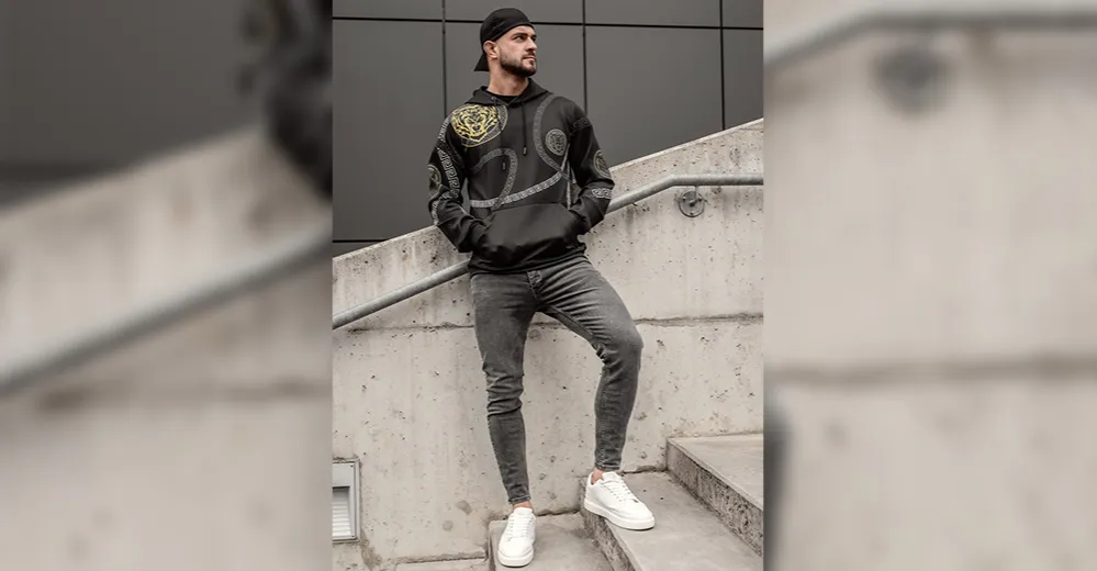 Zdjęcie Jak usunąć długopis z bluzki? Skuteczne sposoby na plamy tuszu