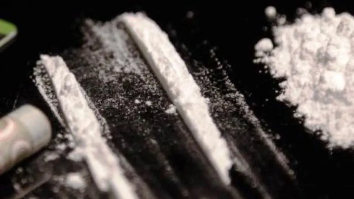 Zdjęcie 5 gram amfetaminy – jakie są konsekwencje prawne w Polsce?