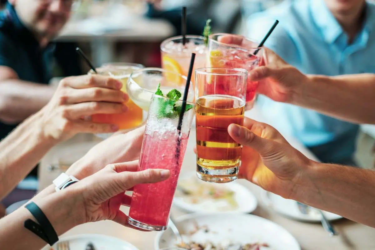 Zdjęcie Najlepsze drinki menu: odkryj wyjątkowe propozycje na każdą okazję