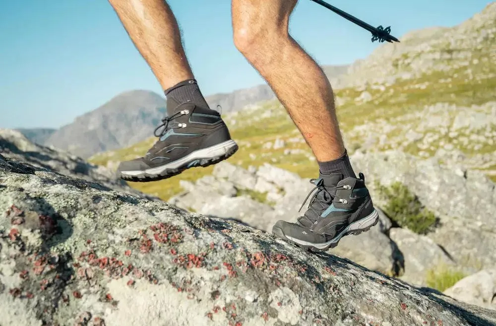 Zdjęcie Decathlon Scarpe Montagna: Quale Scegliere per la Tua Avventura?