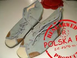 Zdjęcie Jak wyglądały buty juniorki? Historia kultowego obuwia PRL