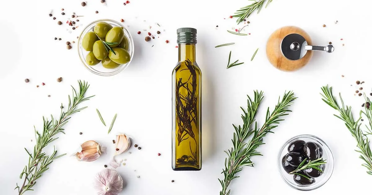 Zdjęcie Oliwa z oliwek jaki to tłuszcz i jak wpływa na zdrowie serca