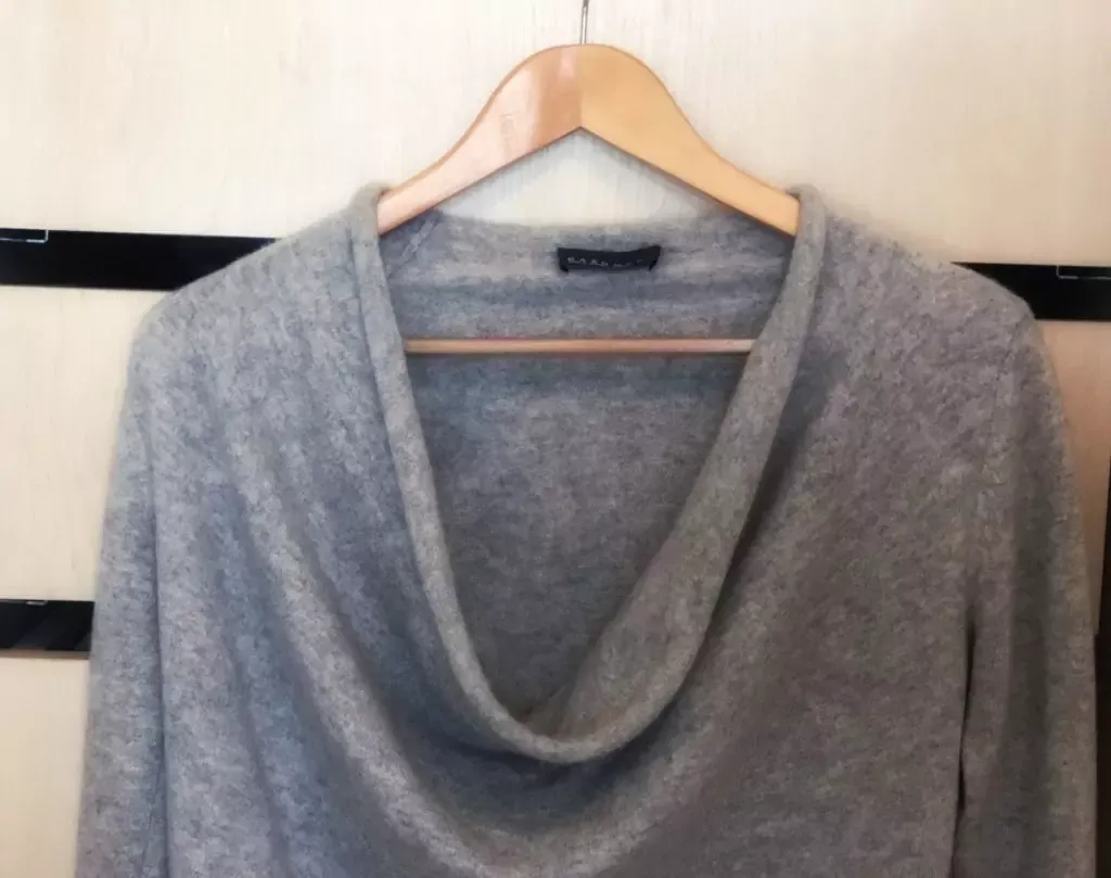 Zdjęcie Ile kosztuje sweter z kaszmiru? Ceny, które mogą cię zaskoczyć