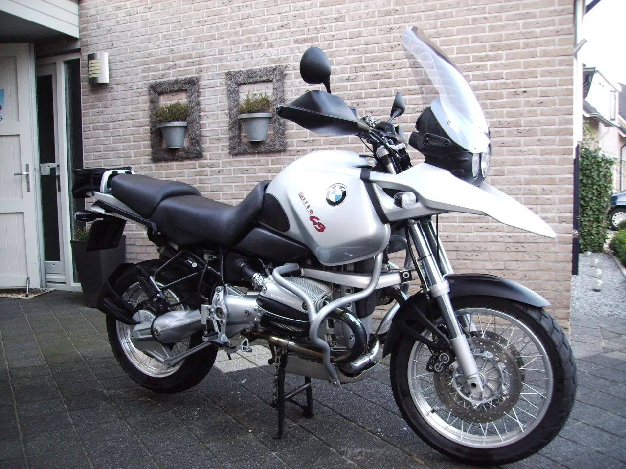 Zdjęcie BMW GS 1150 - niezawodny motocykl turystyczny pełen emocji i przygód