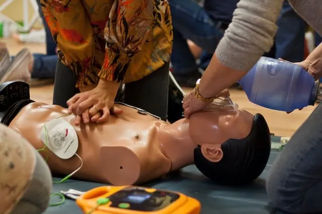 Zdjęcie Pierwsza pomoc: Kto musi mieć szkolenie? Obowiązki prawne