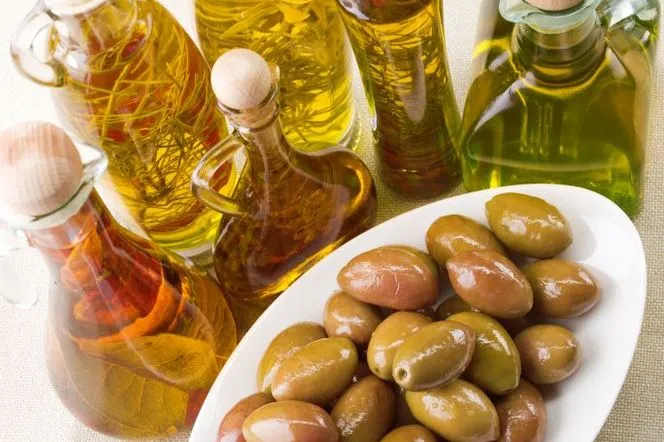Zdjęcie Ile kalorii ma oliwki? Sprawdź, jak wpływają na dietę