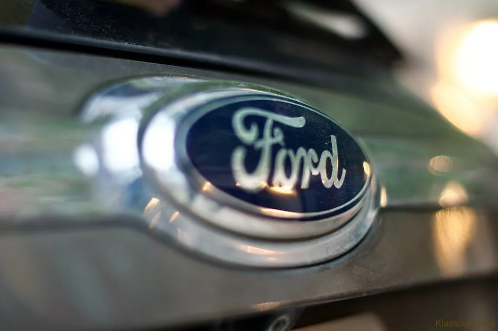 Zdjęcie Ford Fusion 1.4 benzyna: kiedy wymienić rozrząd i uniknąć kosztownych awarii