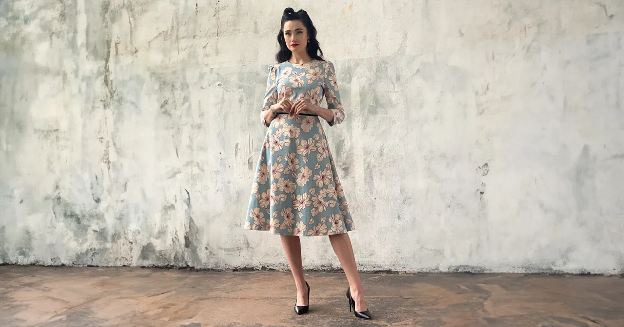 Zdjęcie W czym na chrzciny jako gość? Eleganckie i modne stylizacje dla Ciebie