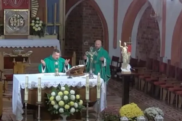 Zdjęcie Ile trwa msza odpustowa? Zaskakujące różnice w czasie trwania