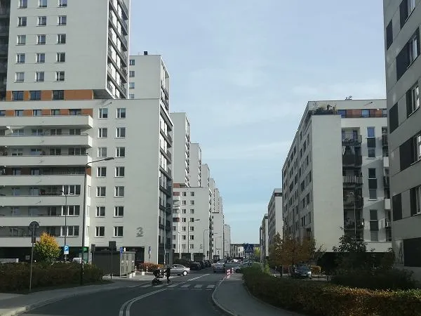 Zdjęcie Jak dojechać do osiedla szkolnego w Krakowie - praktyczne informacje