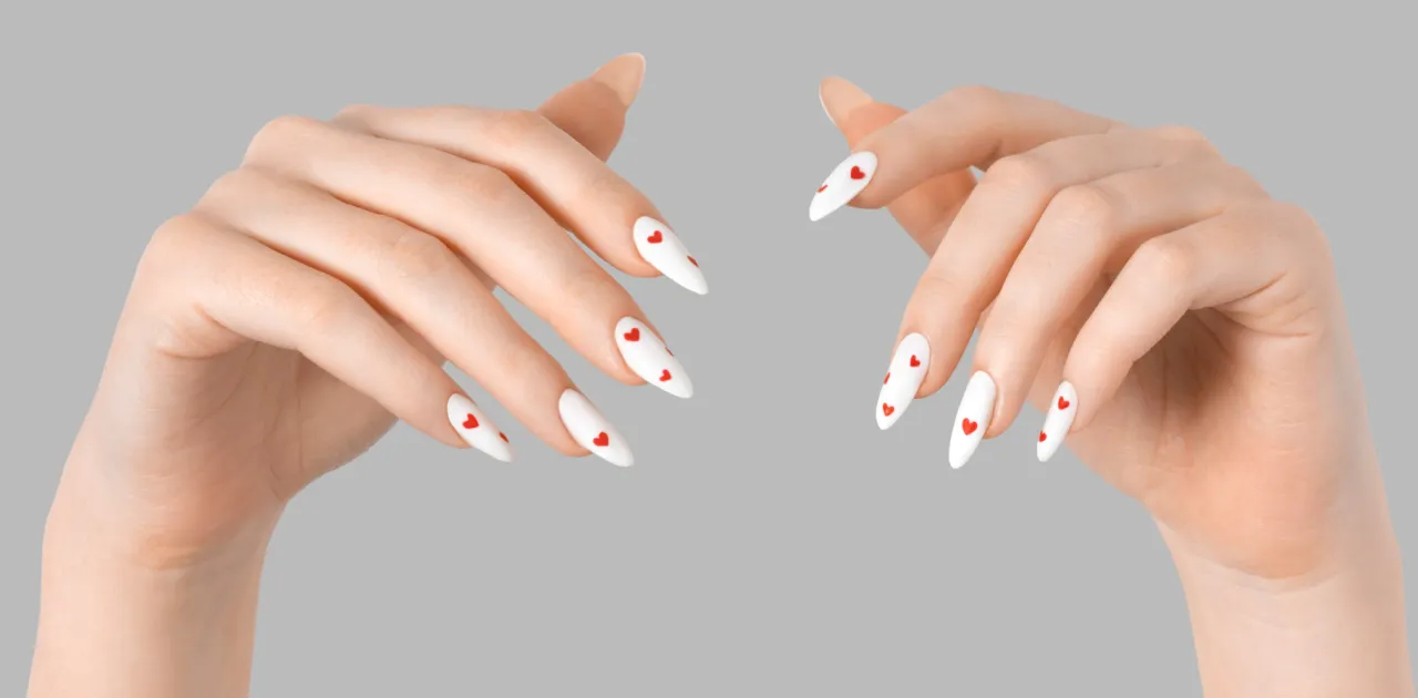 Zdjęcie Manicure żelowy krok po kroku: proste instrukcje na perfekcyjny efekt