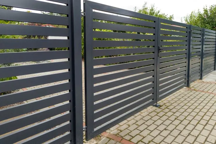 Zdjęcie Jakie ogrodzenie wybrać 120 czy 150 cm dla lepszej prywatności i bezpieczeństwa?