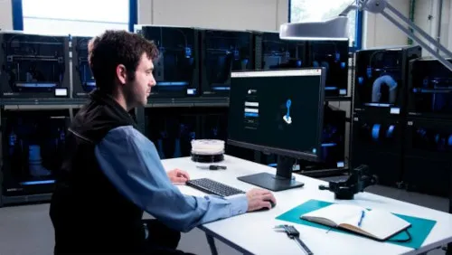 Zdjęcie Ile prądu zużywa drukarka 3D i jak obniżyć koszty energii?