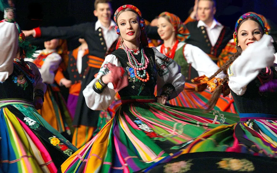 Zdjęcie Wielkopolski taniec jak okrzyk: Poznaj fascynujący oberek i jego historię