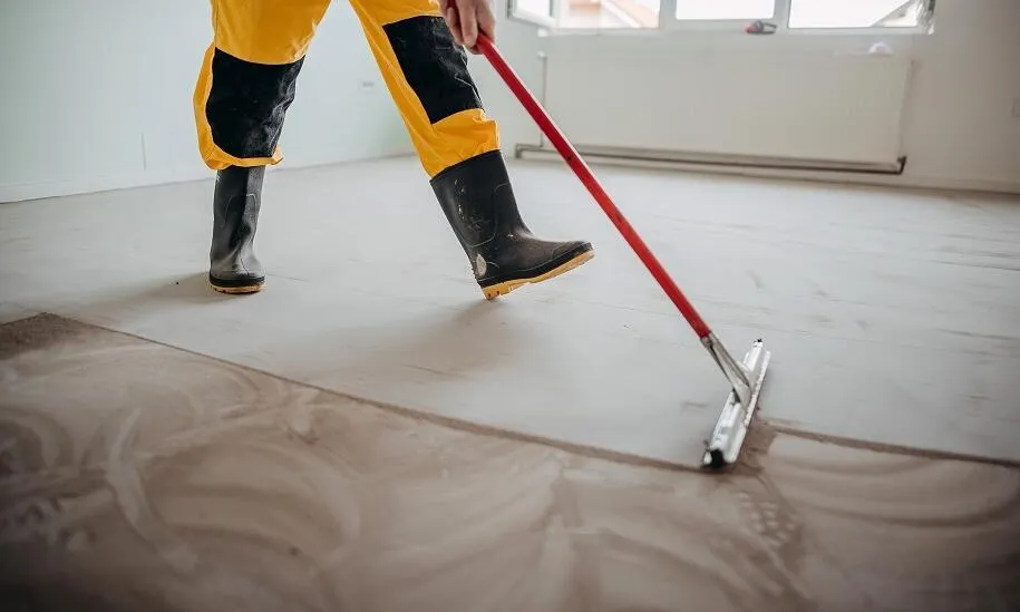 Zdjęcie Jaki beton na posadzkę B15 czy B20? Porównanie, które zaoszczędzi ci problemy