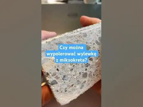 Zdjęcie Jak długo podlewać wylewkę z miksokreta, aby uniknąć pęknięć?