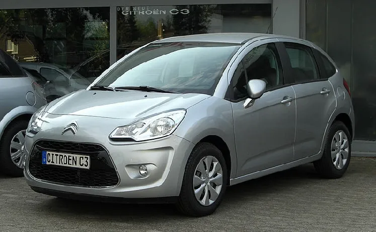 Zdjęcie Ile płynu do chłodnicy Citroen C3? Sprawdź, aby uniknąć problemów