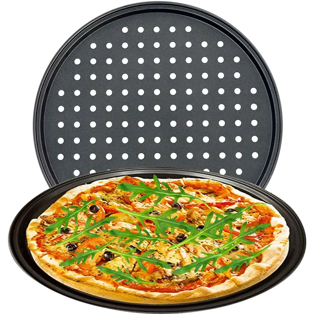 Zdjęcie Blacha do pizzy z dziurkami czy bez – która lepsza dla Twojej pizzy?