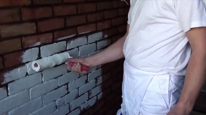 Zdjęcie Czym pomalować cegły na zewnątrz, aby uniknąć szybkiego łuszczenia?